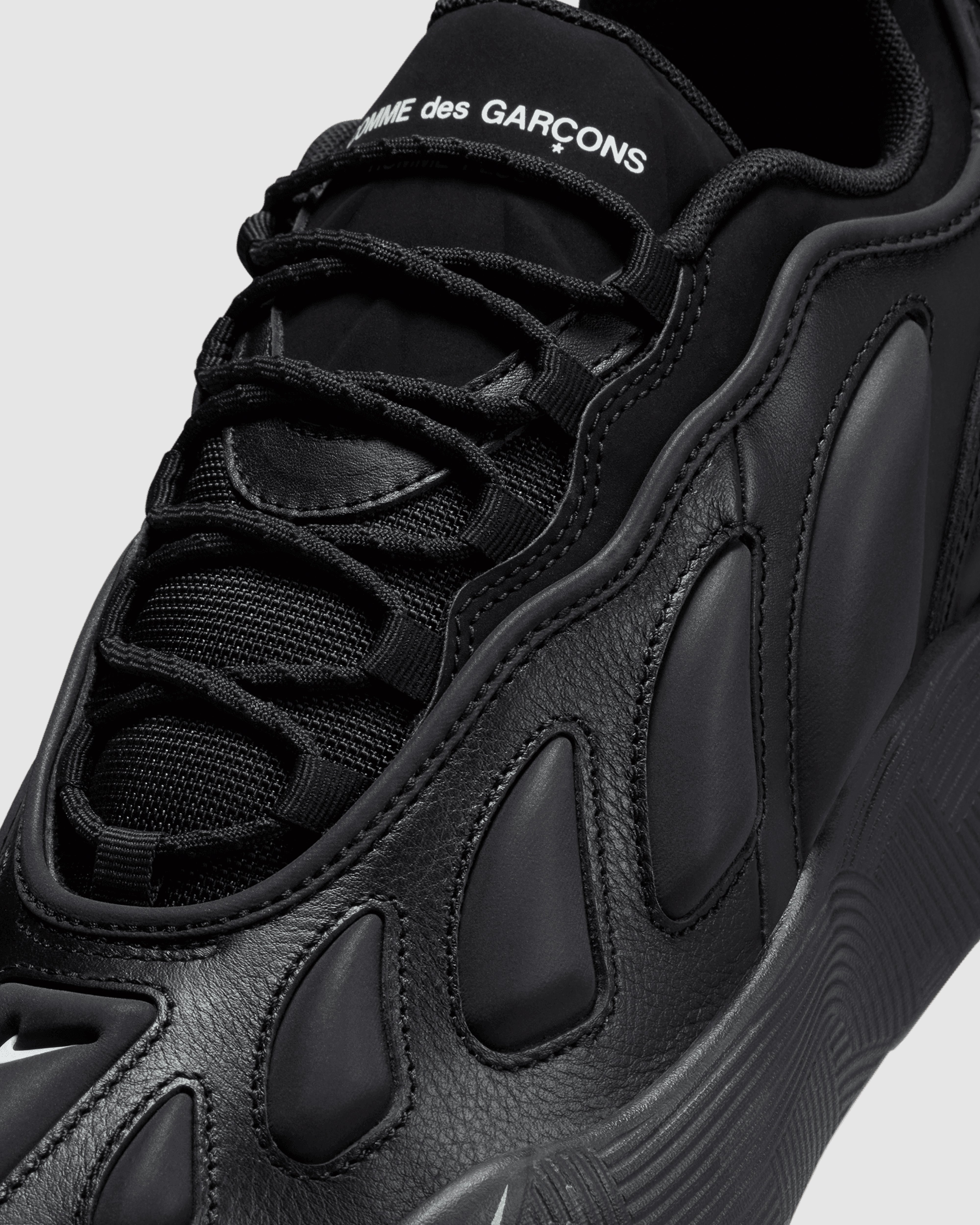 COMME des GARCONS Homme Plus x Nike Sense 96 Sp in Black | FWRD